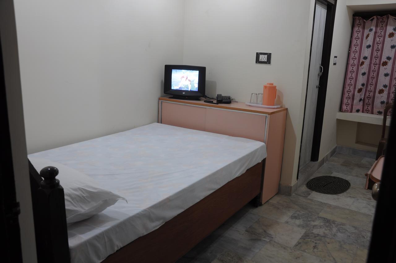 Vani Lodge Visakhapatnam Luaran gambar