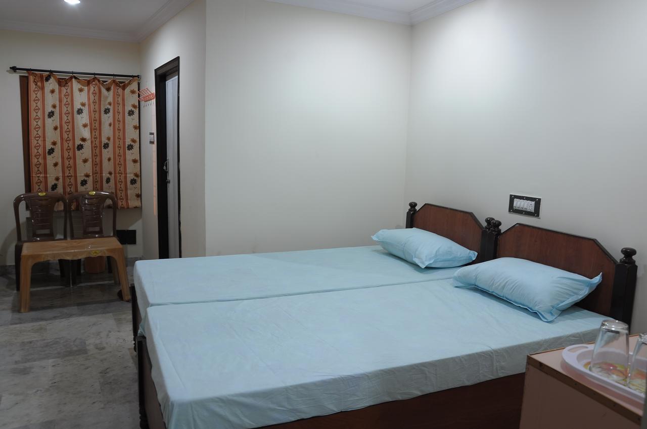 Vani Lodge Visakhapatnam Luaran gambar