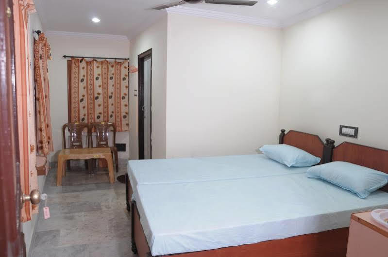 Vani Lodge Visakhapatnam Luaran gambar